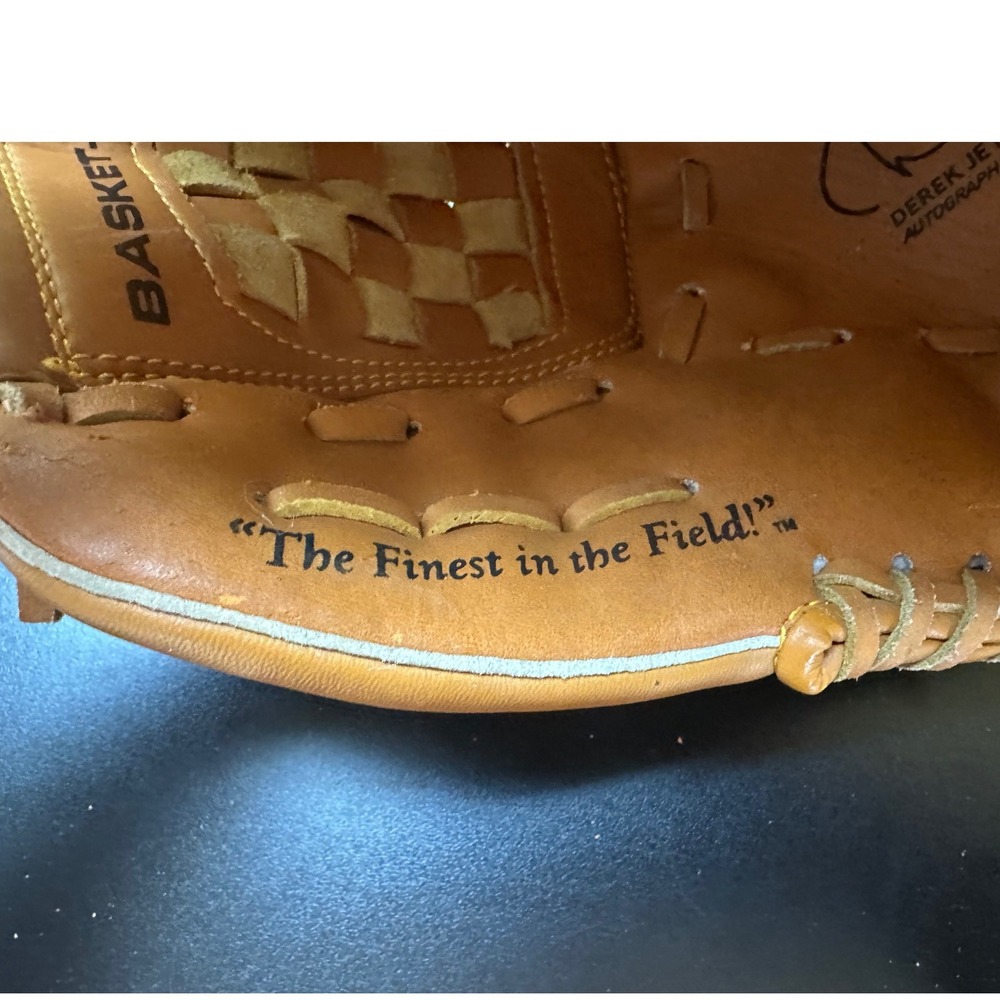 Rawlings RGB74 12" Derek Jeter Autograph Extended 3 Finger Palm Padding RHT - Picture 7 of 10